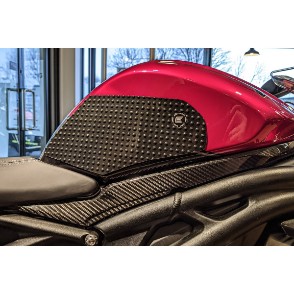 Eazi-Grip Eazi-Grip Triumph Speed Triple 1200RR '22-24  - EVO